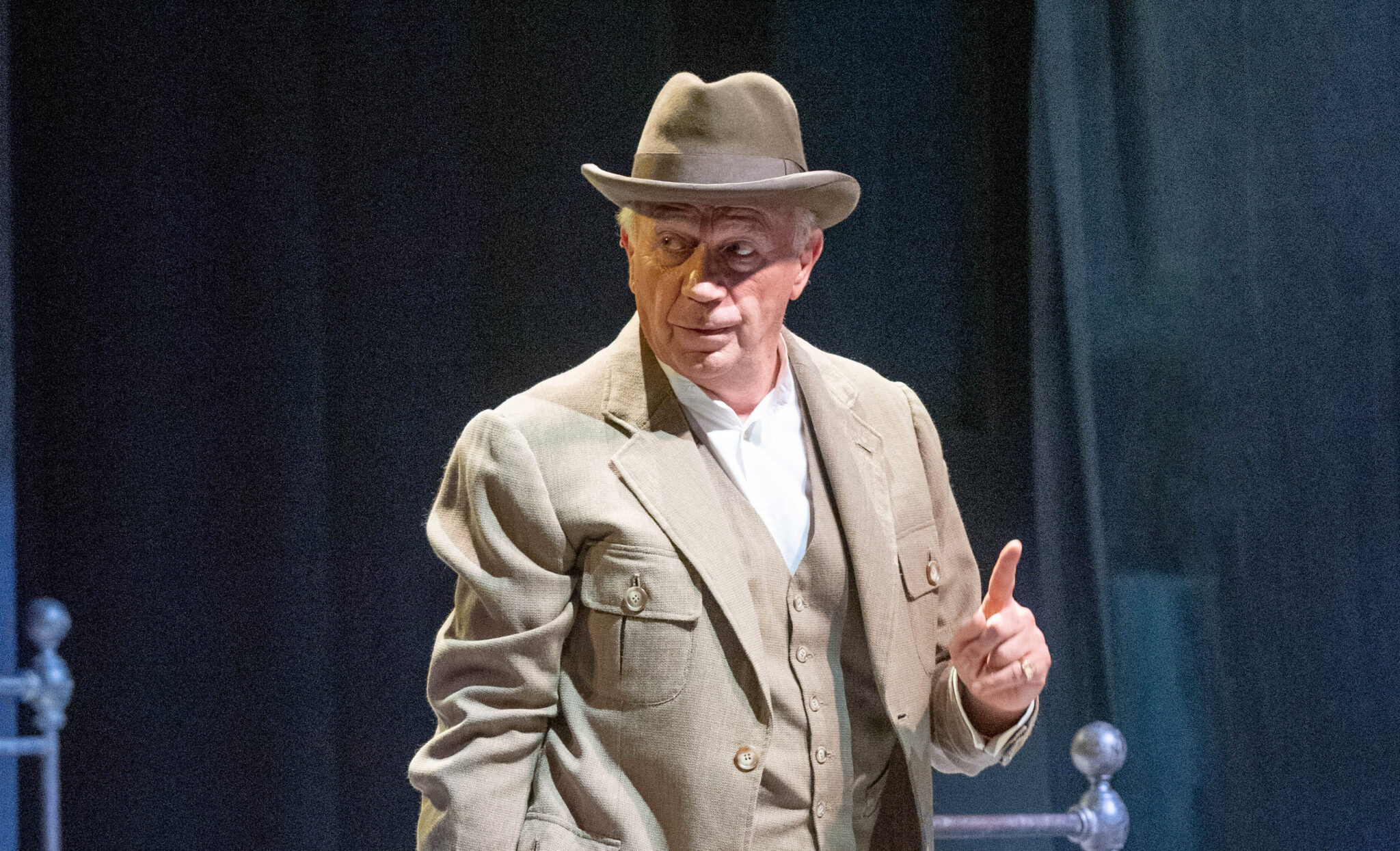 il fu Mattia Pascal regia Marco Tullio Giordana nella foto Geppy Gleijeses (2)